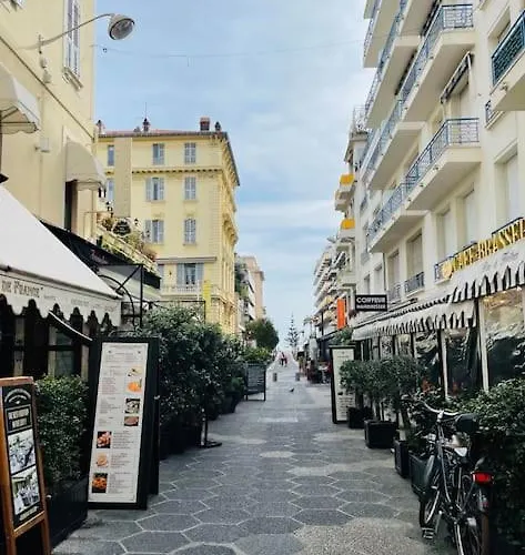 شقة T2 Carre Or Rue Pietonne نيس