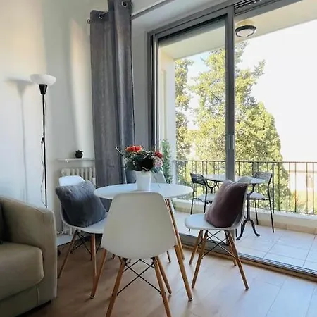 Cosy La Promenade Des *