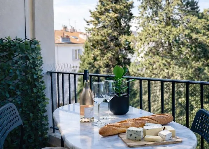T2 Carre Or Rue Pietonne Apartmán *